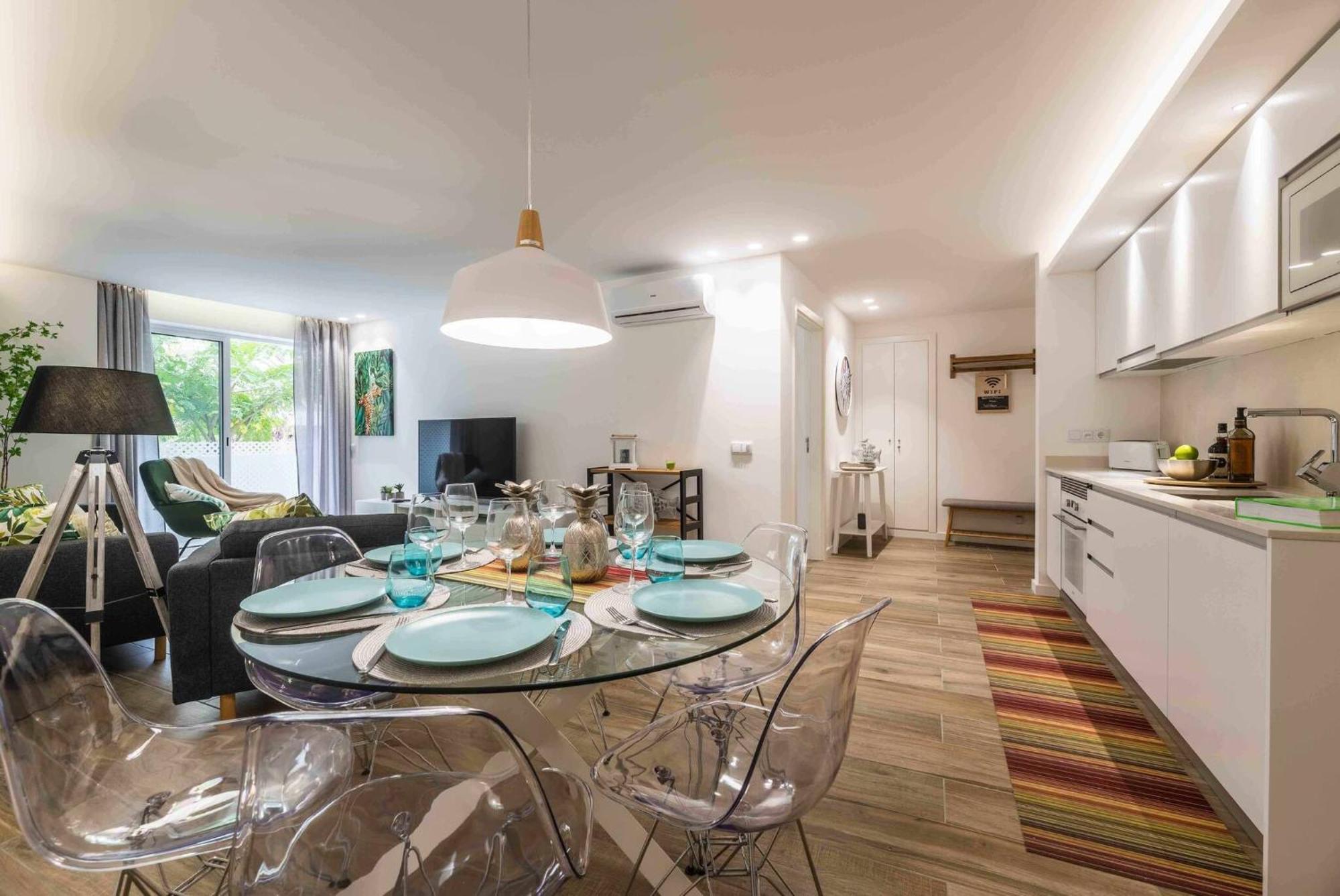 Downtown Albufeira 3-Bedroom Luxury Apartment ภายนอก รูปภาพ