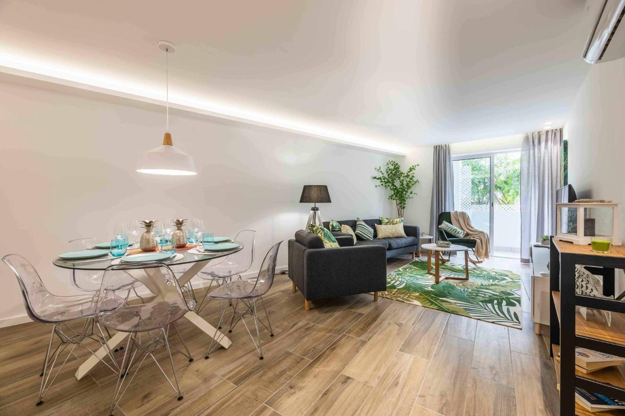 Downtown Albufeira 3-Bedroom Luxury Apartment ภายนอก รูปภาพ